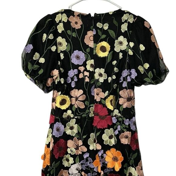 Adelyn Rae Floral Print Flower V-neck Puff Sleeve Dress Dress(Size Small) - Picture 8 of 10